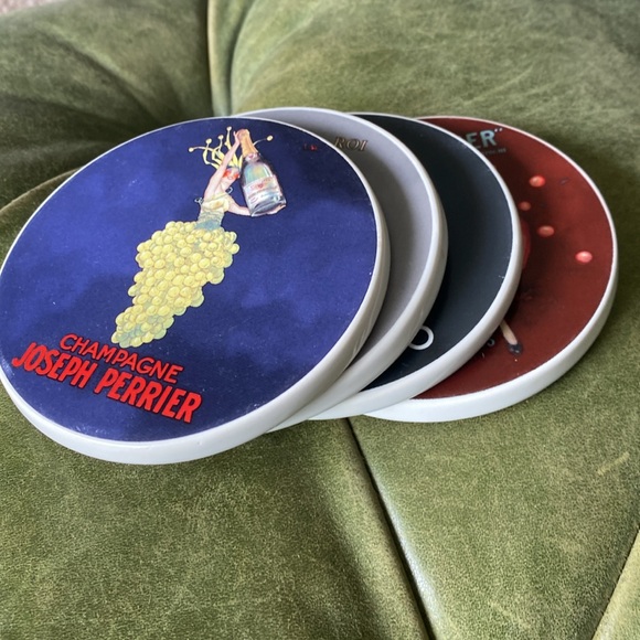 Pottery Barn, 4 Bubbly Ceramic Coasters - Picture 8 of 8